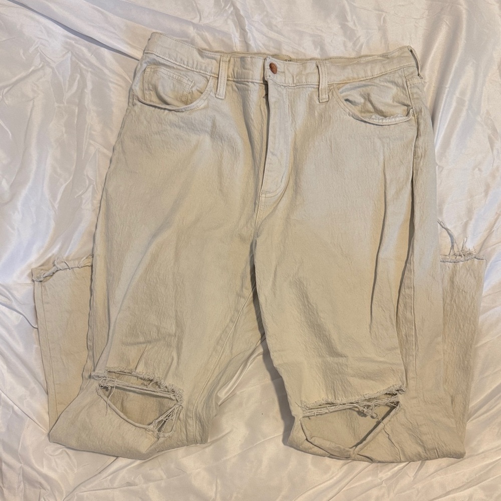 Universal Thread Women's Straight Leg Cream Jeans